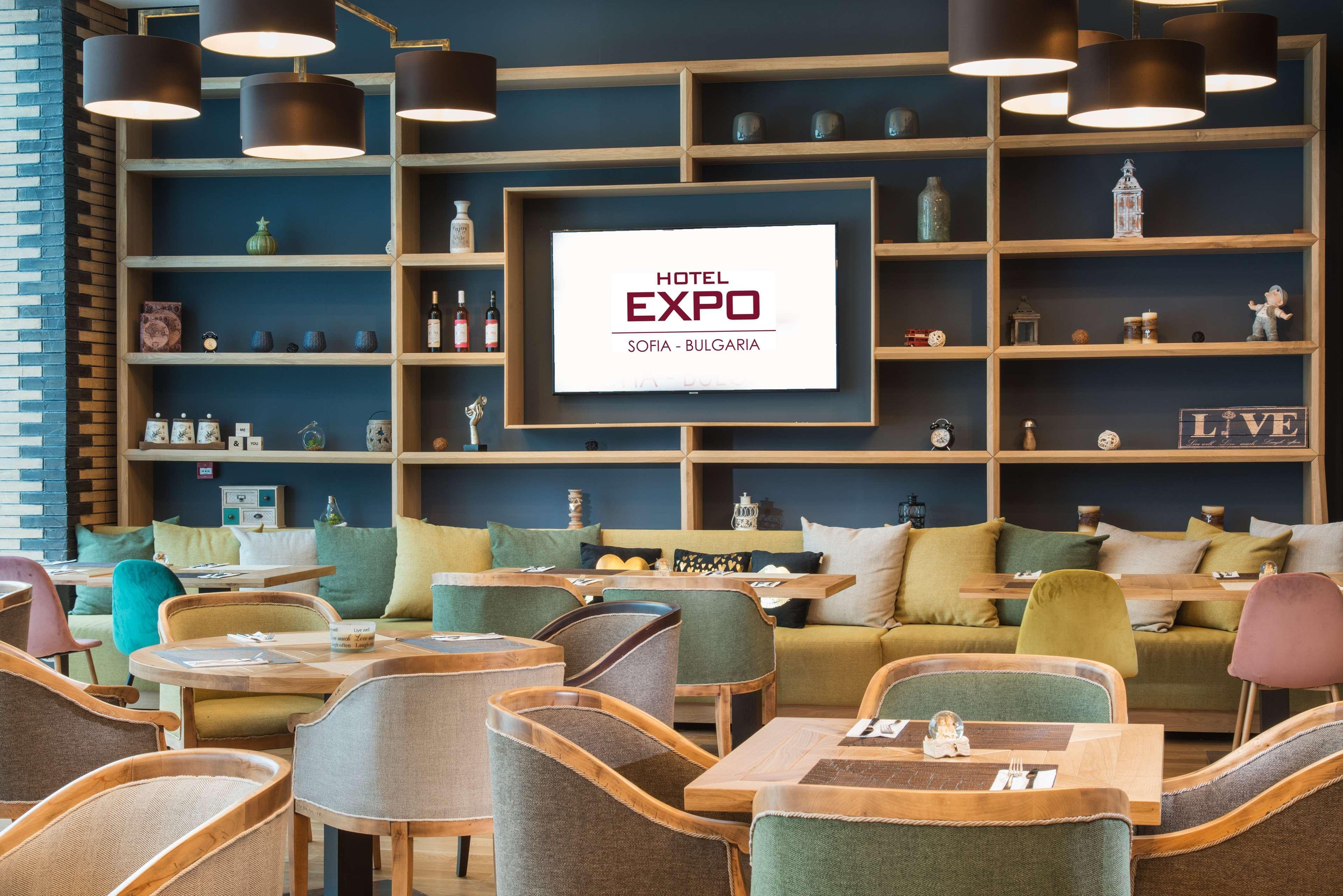 Expo Sofia Hotel - Free Arrival Shuttle Bus - Free Parking - Free Compliments - Free Wi-Fi Buitenkant foto